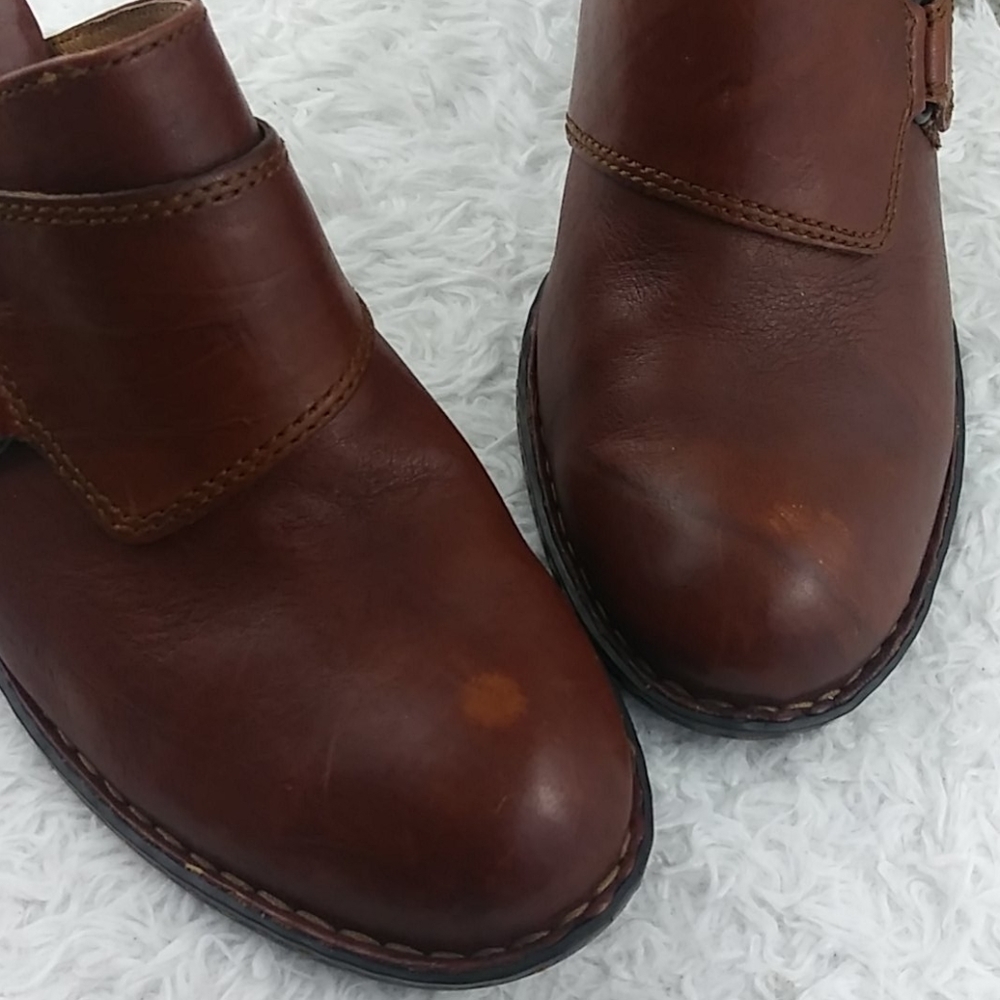 Born Handcrafted Footwear Brown Leather Upper Almond Toe Blocked Heel Clog Shoe - Picture 11 of 14